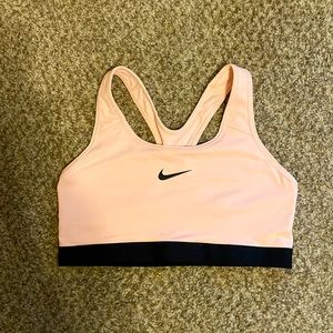 Women’s Large Nike Sports Bra Pink